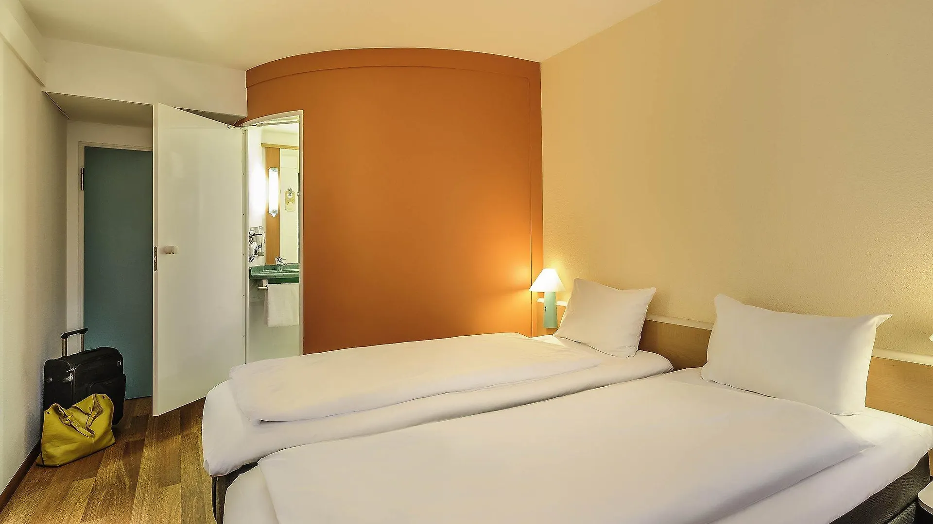 ibis Hotel Würzburg City