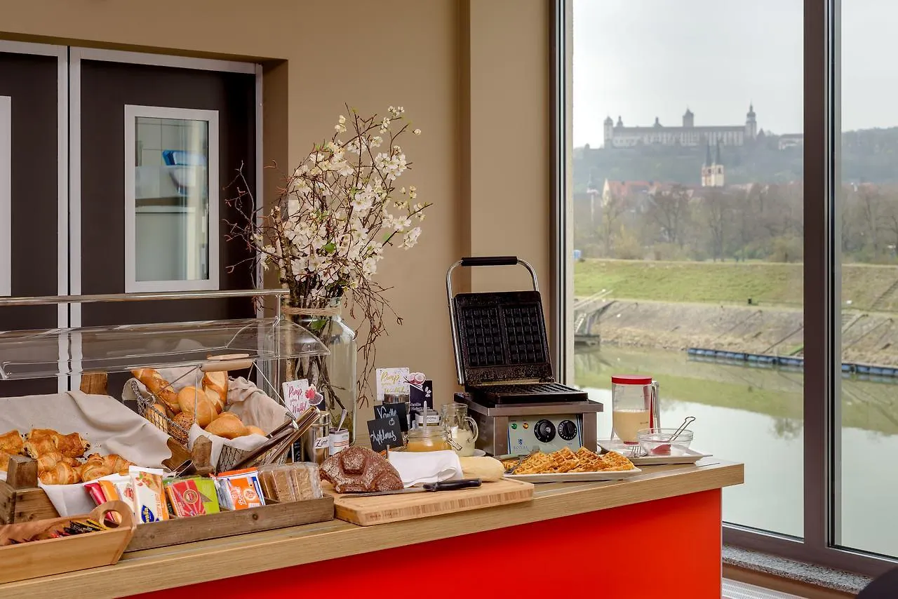 ibis Hotel Würzburg City 2*,  Deutschland